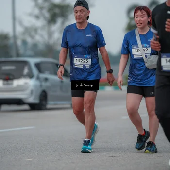 Runner Photo 7550161