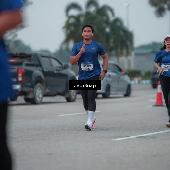 Runner Photo 7550171