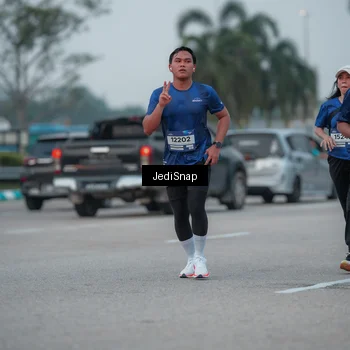 Runner Photo 7550174
