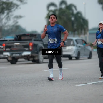 Runner Photo 7550176