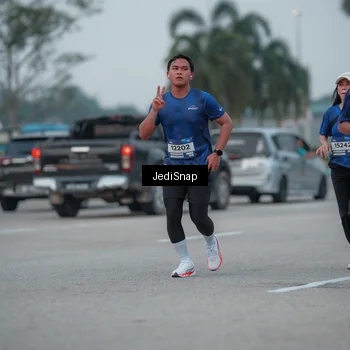 Runner Photo 7550177