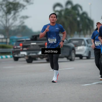Runner Photo 7550179