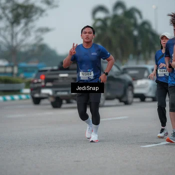 Runner Photo 7550181