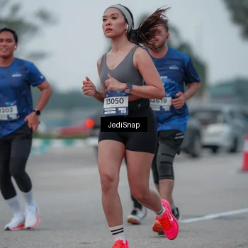 Runner Photo 7550184