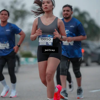Runner Photo 7550197