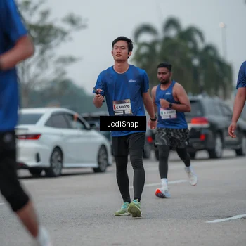Runner Photo 7550205