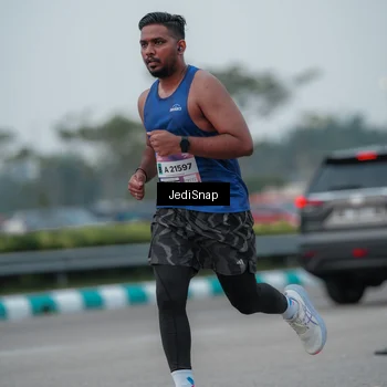 Runner Photo 7550216