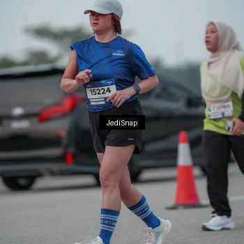Runner Photo 7550237