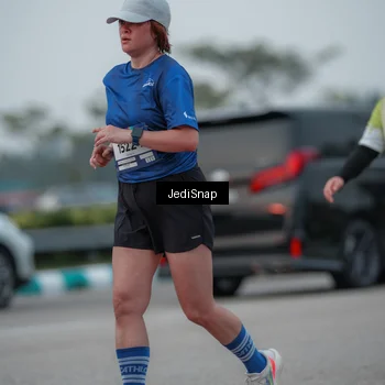 Runner Photo 7550239
