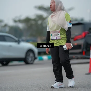 Runner Photo 7550241