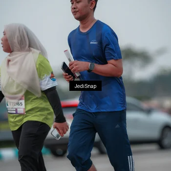 Runner Photo 7550244