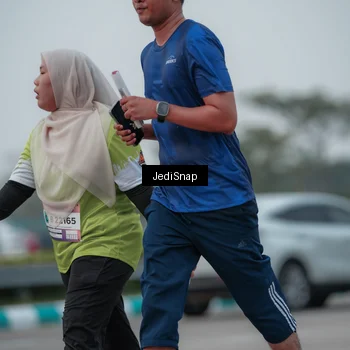 Runner Photo 7550249