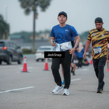 Runner Photo 7550253