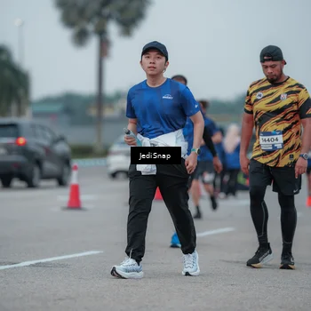 Runner Photo 7550260
