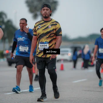 Runner Photo 7550267