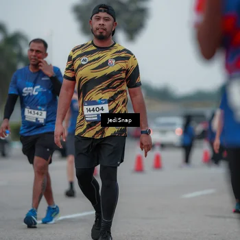 Runner Photo 7550268