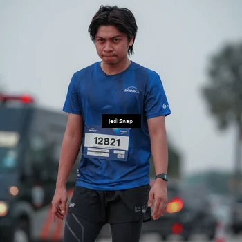 Runner Photo 7550274