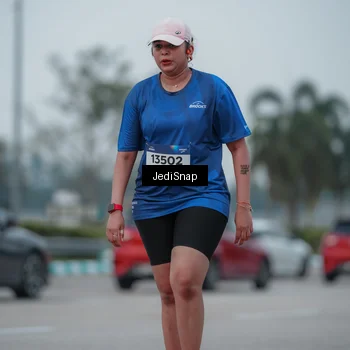 Runner Photo 7550295