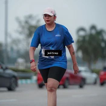 Runner Photo 7550296