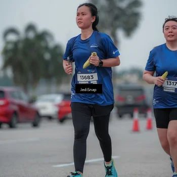 Runner Photo 7550299