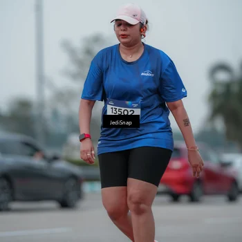 Runner Photo 7550300