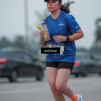Runner Photo 7550307