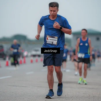 Runner Photo 7550315