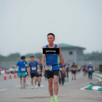 Runner Photo 7550321