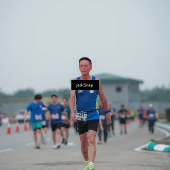 Runner Photo 7550324