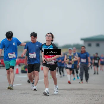 Runner Photo 7550341