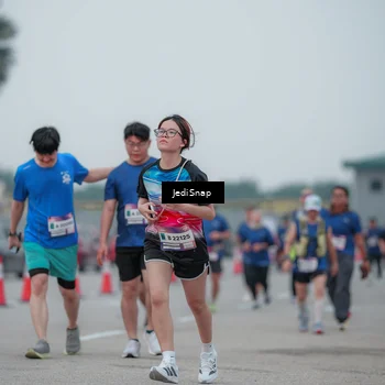 Runner Photo 7550343