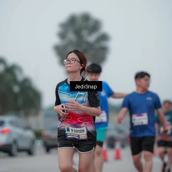 Runner Photo 7550349