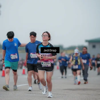Runner Photo 7550351