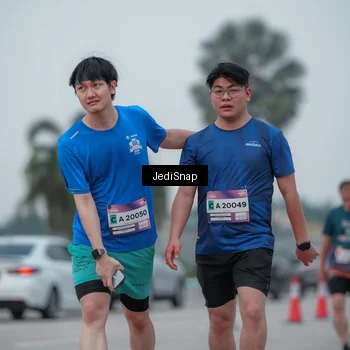 Runner Photo 7550358