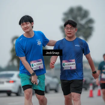 Runner Photo 7550359