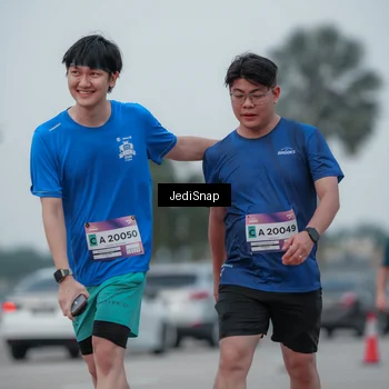 Runner Photo 7550362