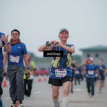 Runner Photo 7550379