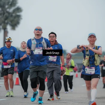 Runner Photo 7550380