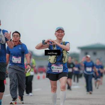 Runner Photo 7550381