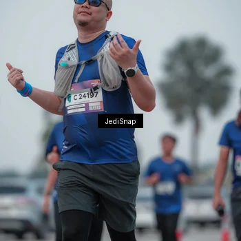 Runner Photo 7550404