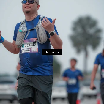 Runner Photo 7550407