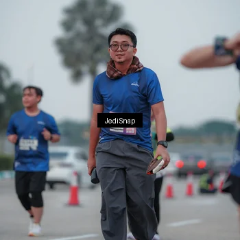 Runner Photo 7550410