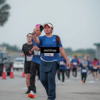 Runner Photo 7550423