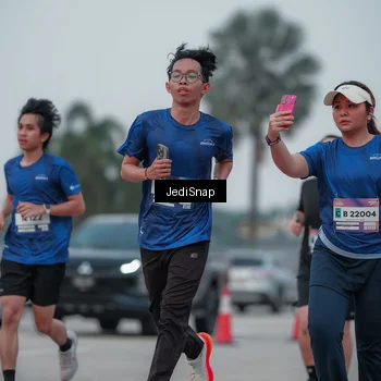 Runner Photo 7550429