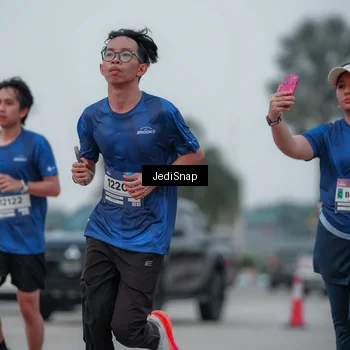 Runner Photo 7550431