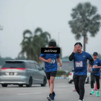 Runner Photo 7550439