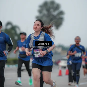 Runner Photo 7550450