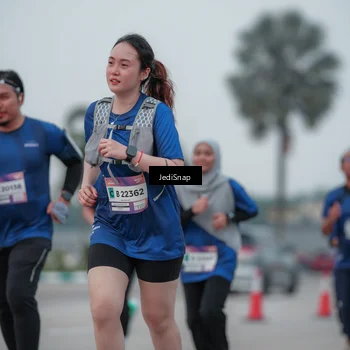 Runner Photo 7550452