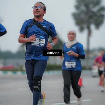 Runner Photo 7550461