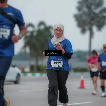 Runner Photo 7550466